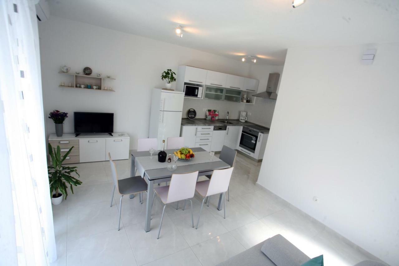 Apartman Fantasy Διαμέρισμα Τρογκίρ Εξωτερικό φωτογραφία