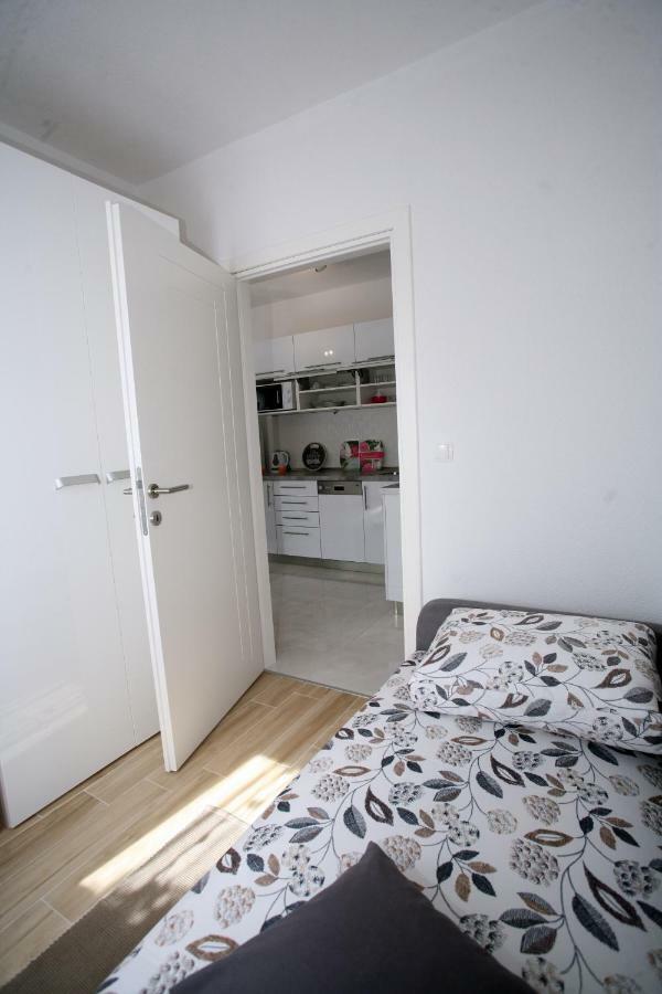 Apartman Fantasy Διαμέρισμα Τρογκίρ Εξωτερικό φωτογραφία