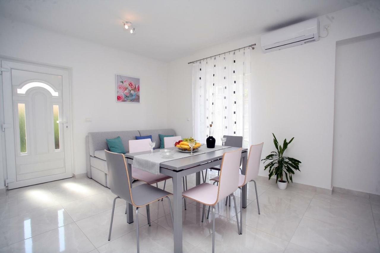 Apartman Fantasy Διαμέρισμα Τρογκίρ Εξωτερικό φωτογραφία